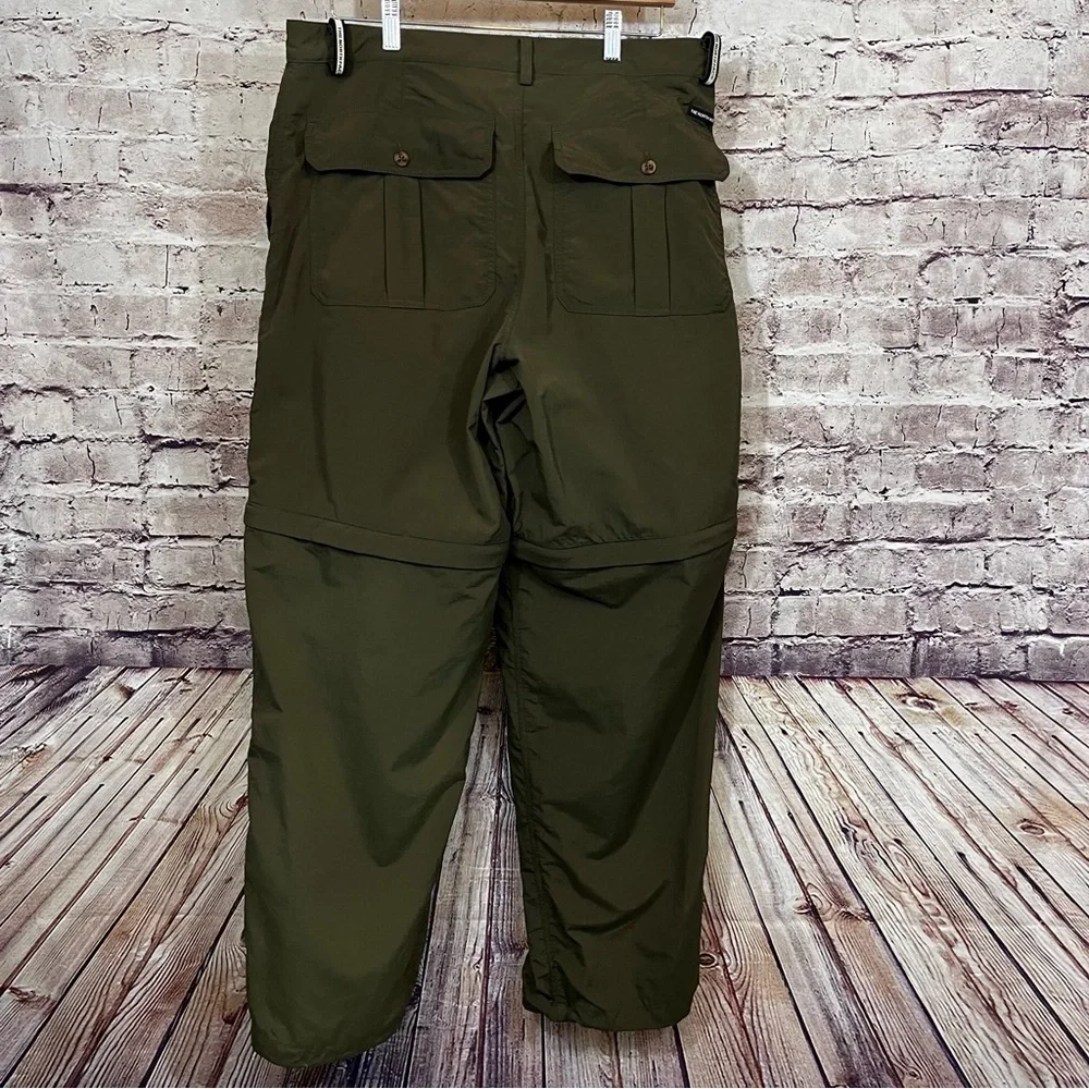 The North Face Green 2 in 1 Convertible Zip Nylon Hiking Pants